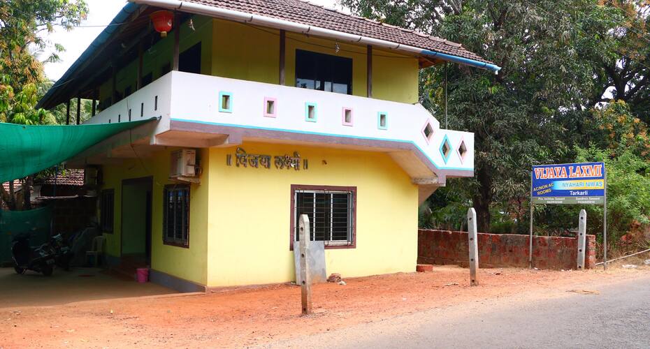 Vijaya Laxmi Niwas, Tarkarli 1